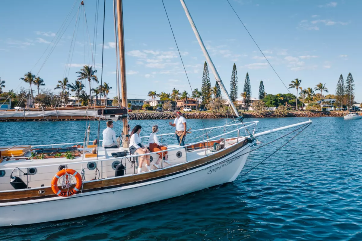 Miami Eco-Educational Tours 🌿 Cruceros en Yate por la Naturaleza 1 %MAlquiler de yates en Miami%