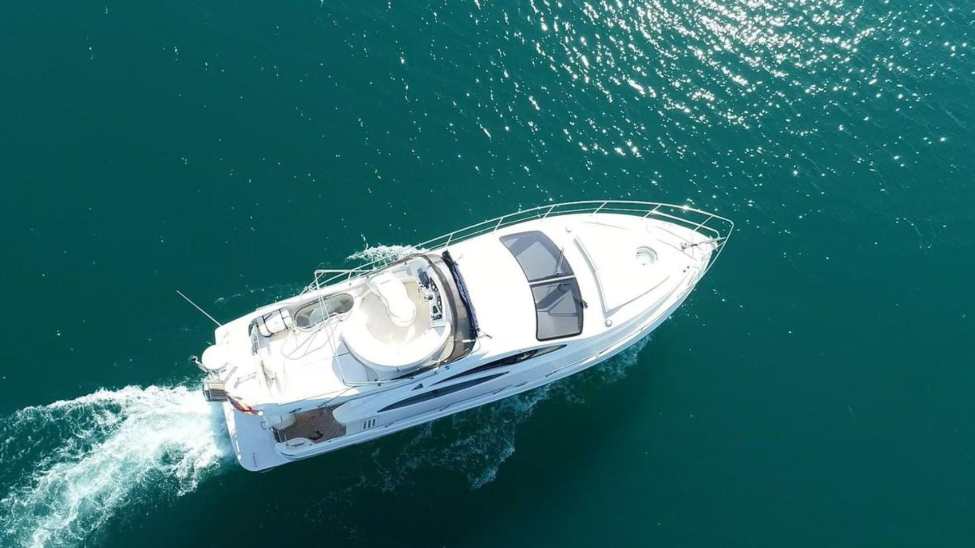 Azimut 45 15 Pax Motor Yacht for Hourly and Daily Tours Dubai Harbour 1