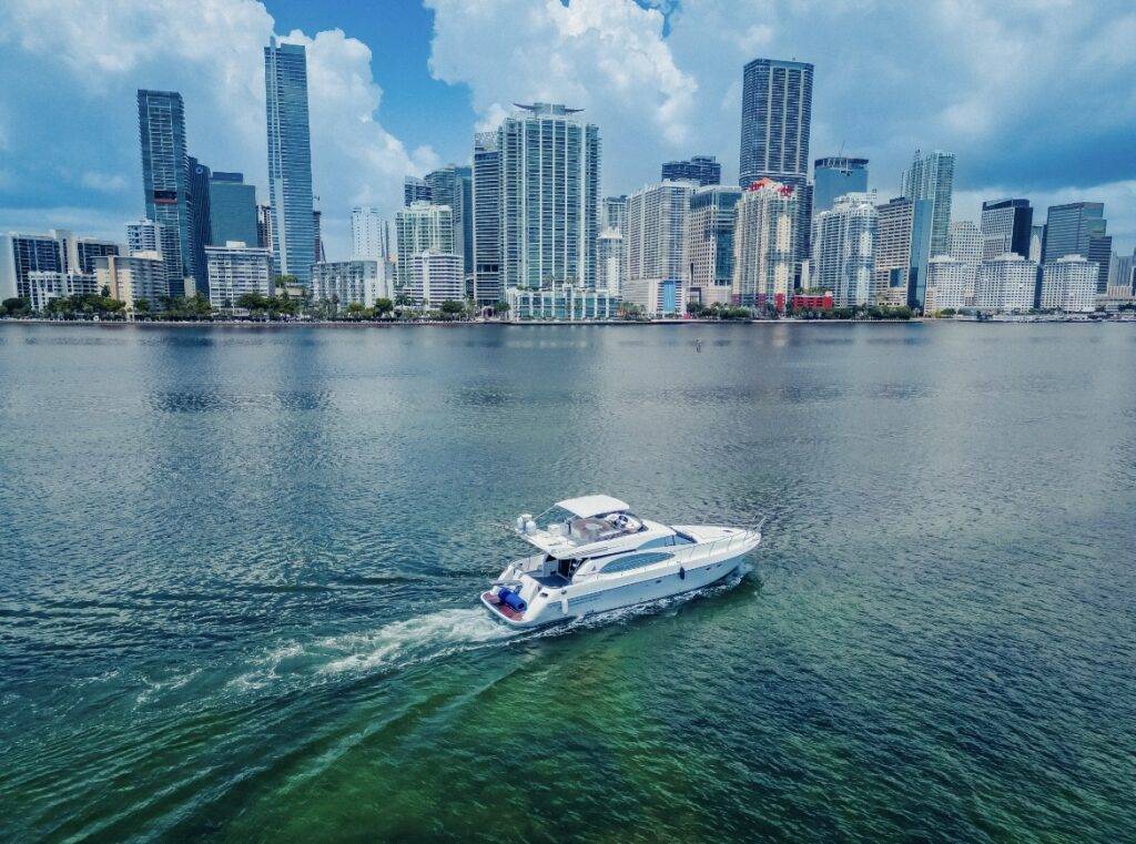 %MAlquiler de yates en Miami%