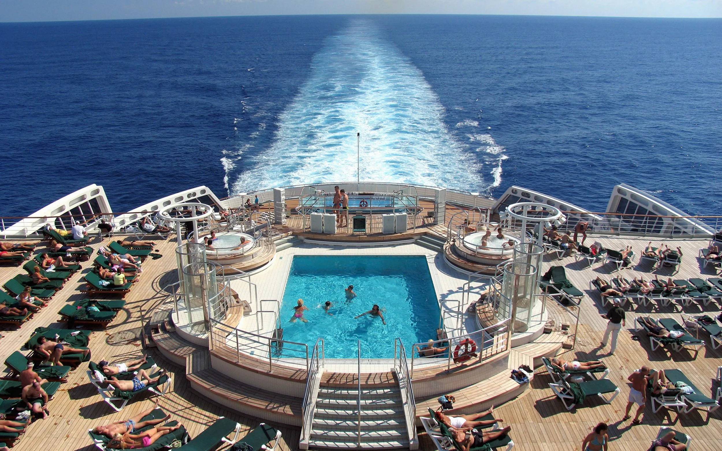 Miami Holiday Yacht Cruises 1 %Miami Yacht Rentals%