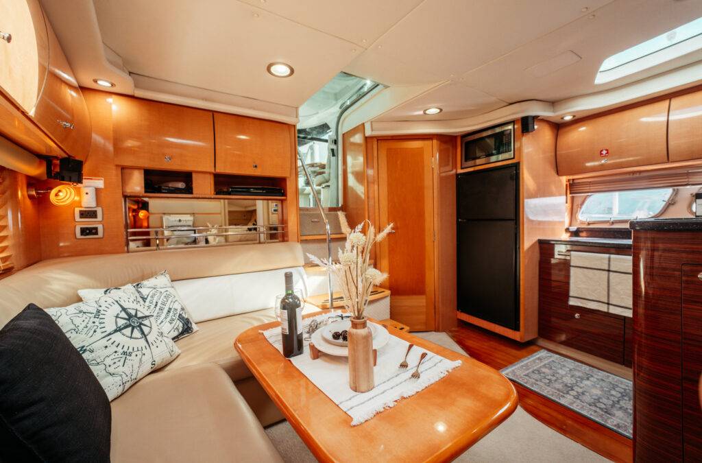 50ft Four Winns Alquiler de Yates Miami 🌊 | Exclusivo Carta Aventura de $900 10 %MAlquiler de yates en Miami%