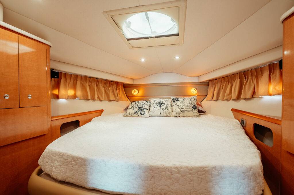 50ft Four Winns Alquiler de Yates Miami 🌊 | Exclusivo Carta Aventura de $900 1 %MAlquiler de yates en Miami%
