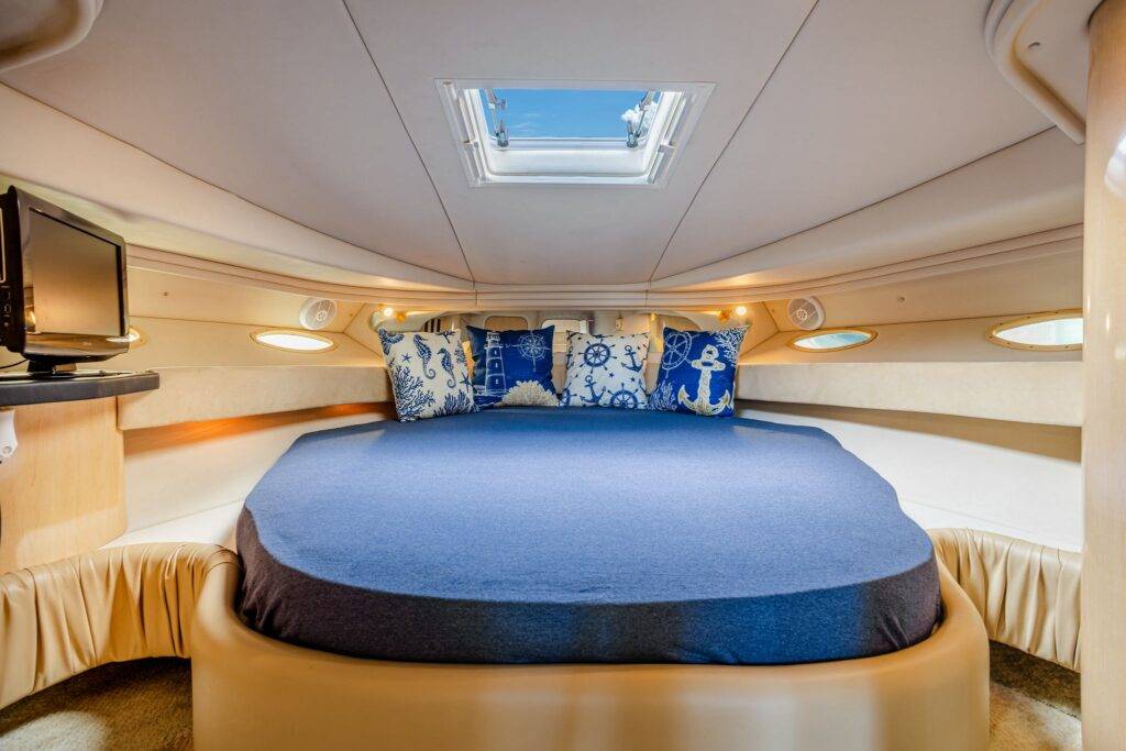 45ft Sea Ray Sundancer Alquiler de Yates Miami 🌅 | Exclusivo Carta Aventura de $750 8 %MAlquiler de yates en Miami%