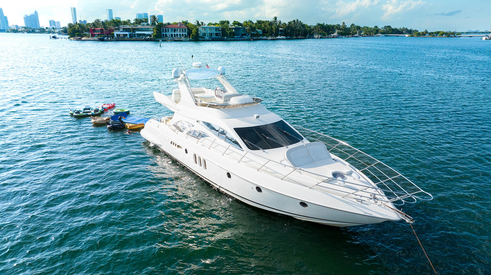 Azimut 62ft Yacht Allegra | Miami 2 %Miami Yacht Rentals%