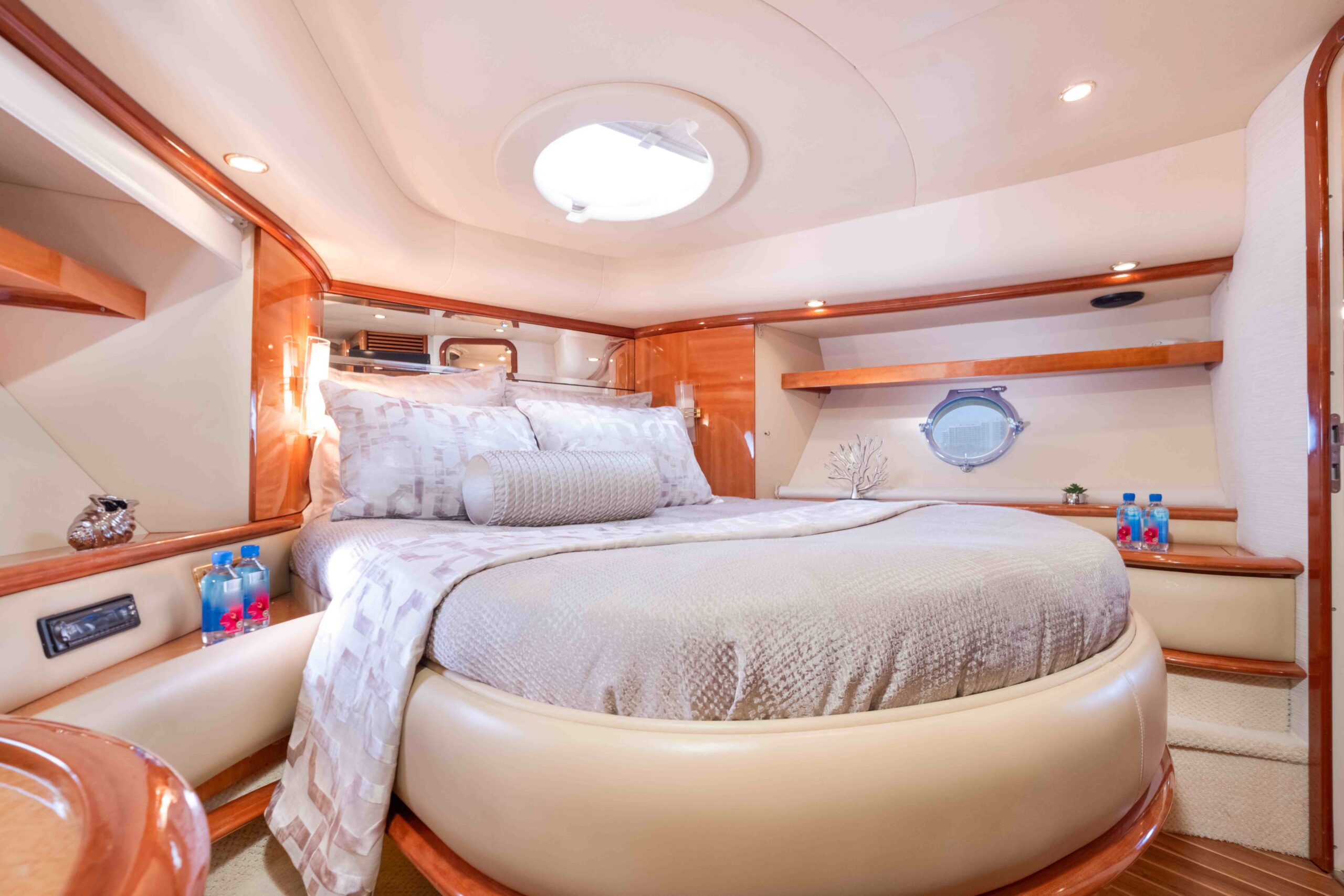 Azimut 62ft Yacht Allegra | Miami 32 %Miami Yacht Rentals%