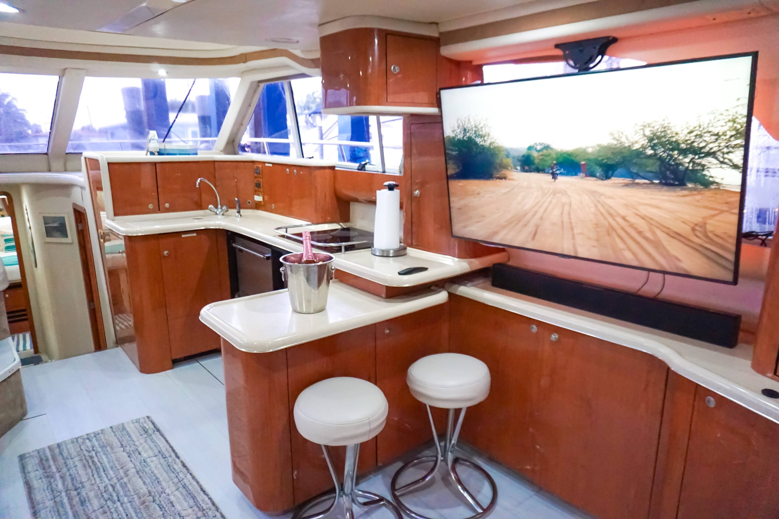 55ft Searay Sedan Bridge $1300 | Miami 92 42358E26 8864 4658 9EC6 1927DB683A12 scaled