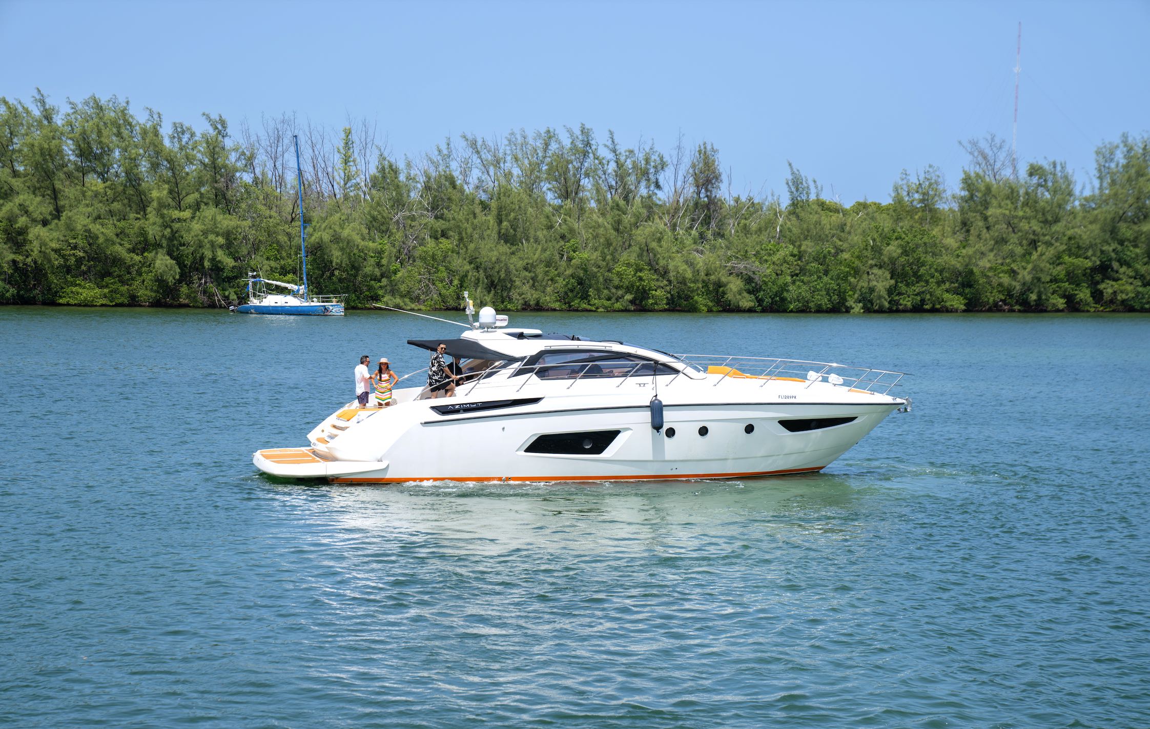 Azimut 53ft Atlantis | Miami 20 %Miami Yacht Rentals%