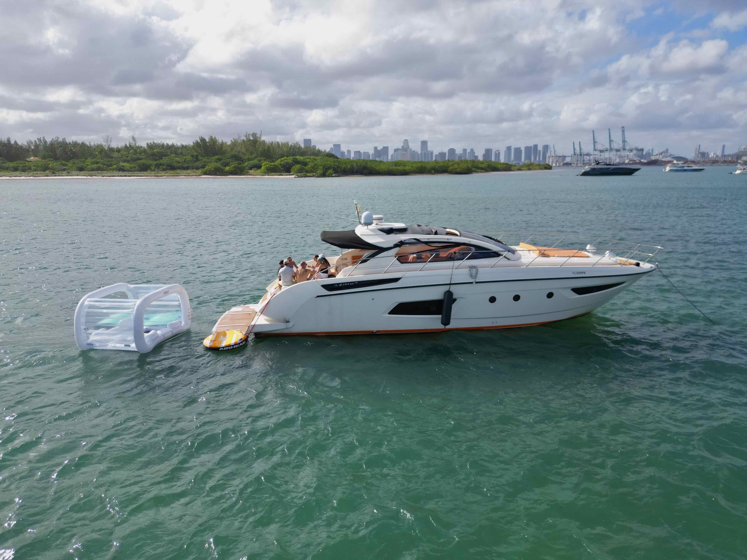 Azimut 53ft Atlantis | Miami 9 %Miami Yacht Rentals%
