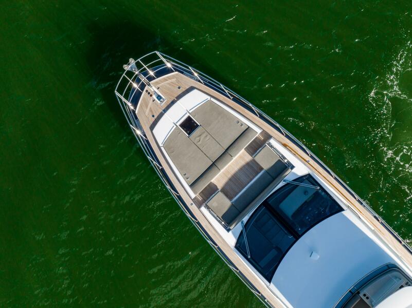 Azimut 55ft Yacht | Miami 3 %Miami Yacht Rentals%