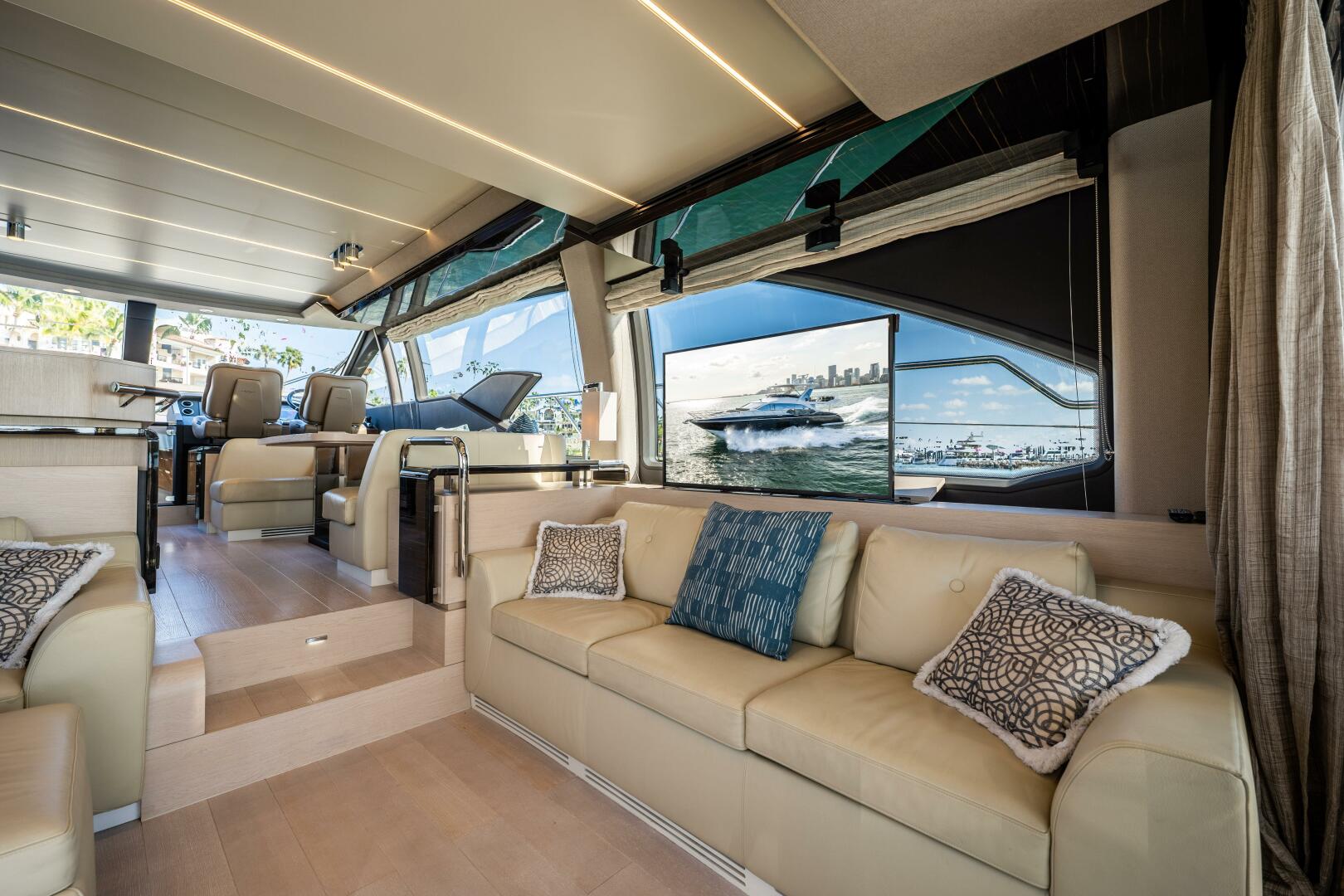 Azimut 67ft Yacht | Miami 11 %Miami Yacht Rentals%