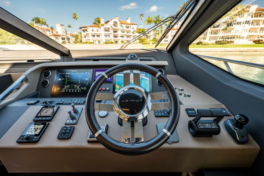 Azimut 55ft Yacht | Miami 28 %Miami Yacht Rentals%