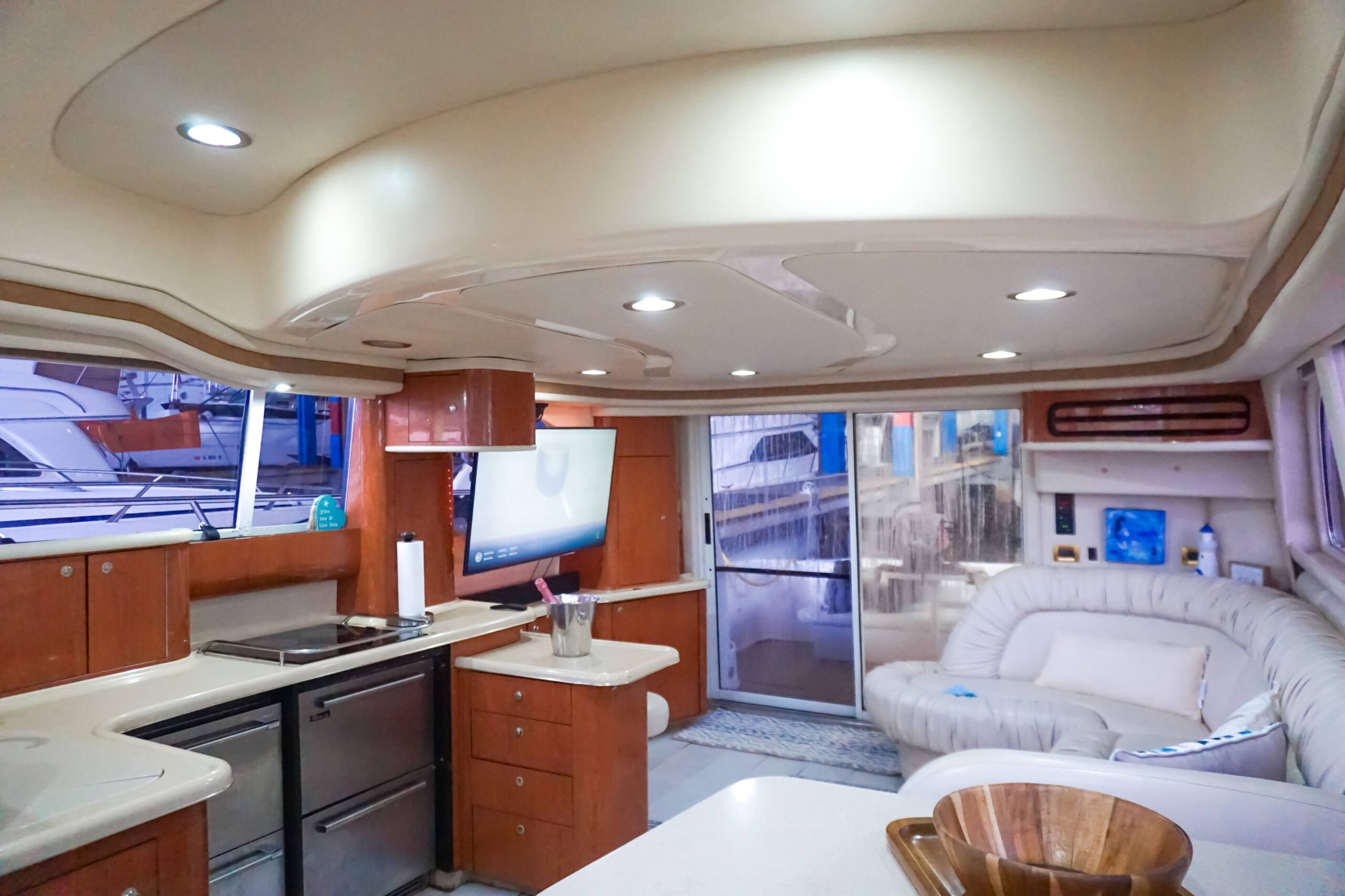 55ft Searay Sedan Bridge $1300 | Miami 93 781A019B E0BB 481E 9B14 14084F9A655B scaled