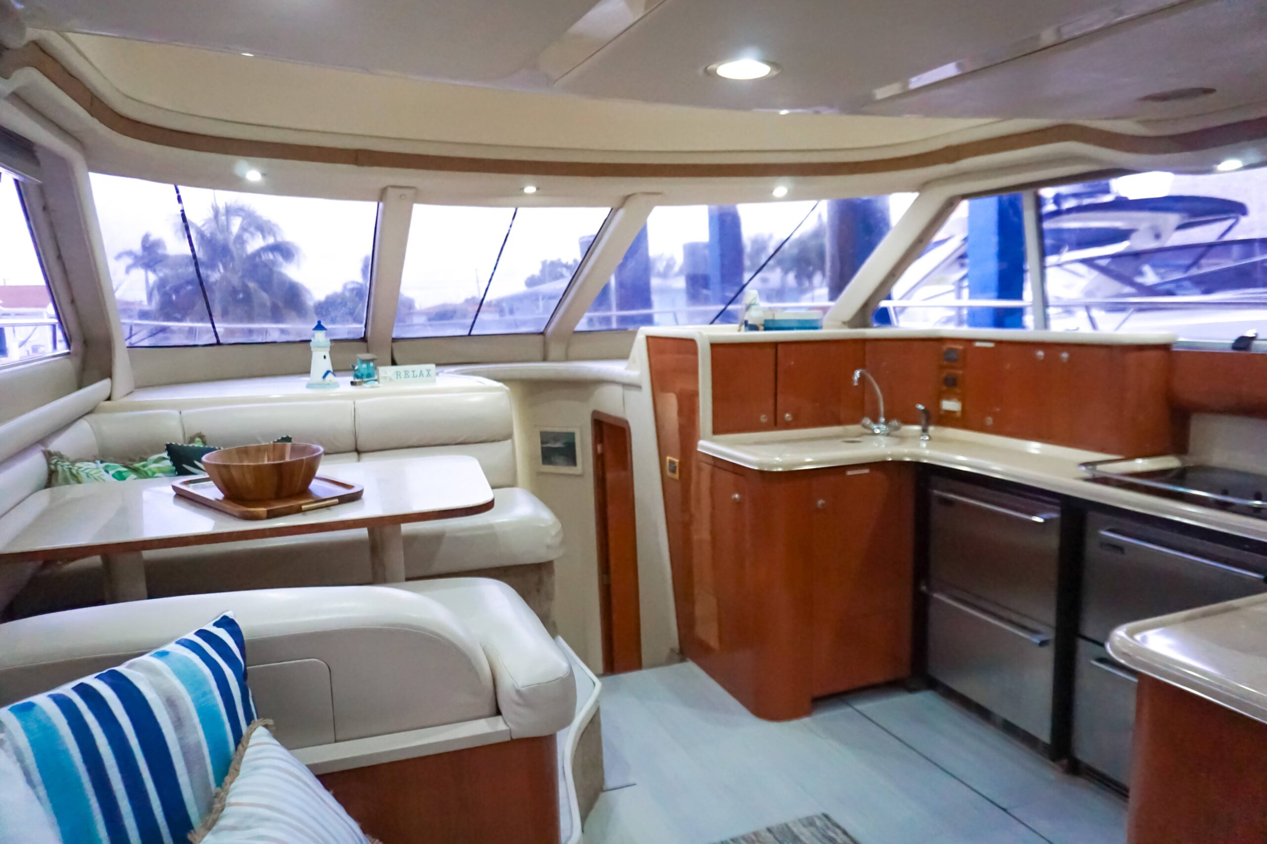 55ft Searay Sedan Bridge $1300 | Miami 91 892782E0 BF0E 4E0A 8BC8 273BBF55CF8C scaled