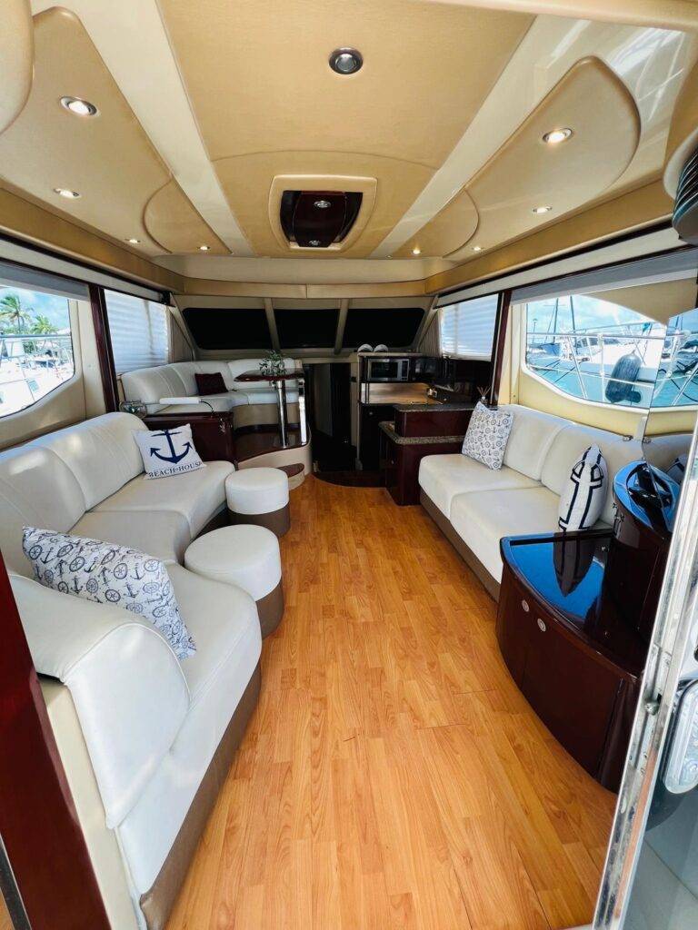 %Miami Yacht Rentals%