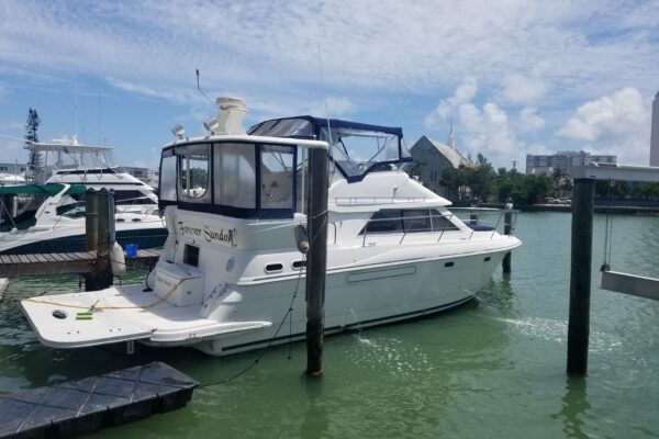 %Miami Yacht Rentals%