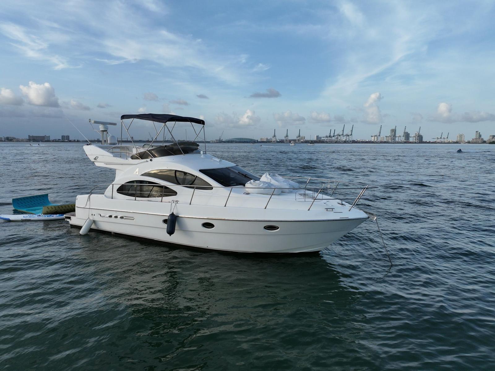 Azimut 50ft Rickenbacker Marina | Miami 1 WhatsApp Image 2025 06 05 at 04.50.38 600a116e