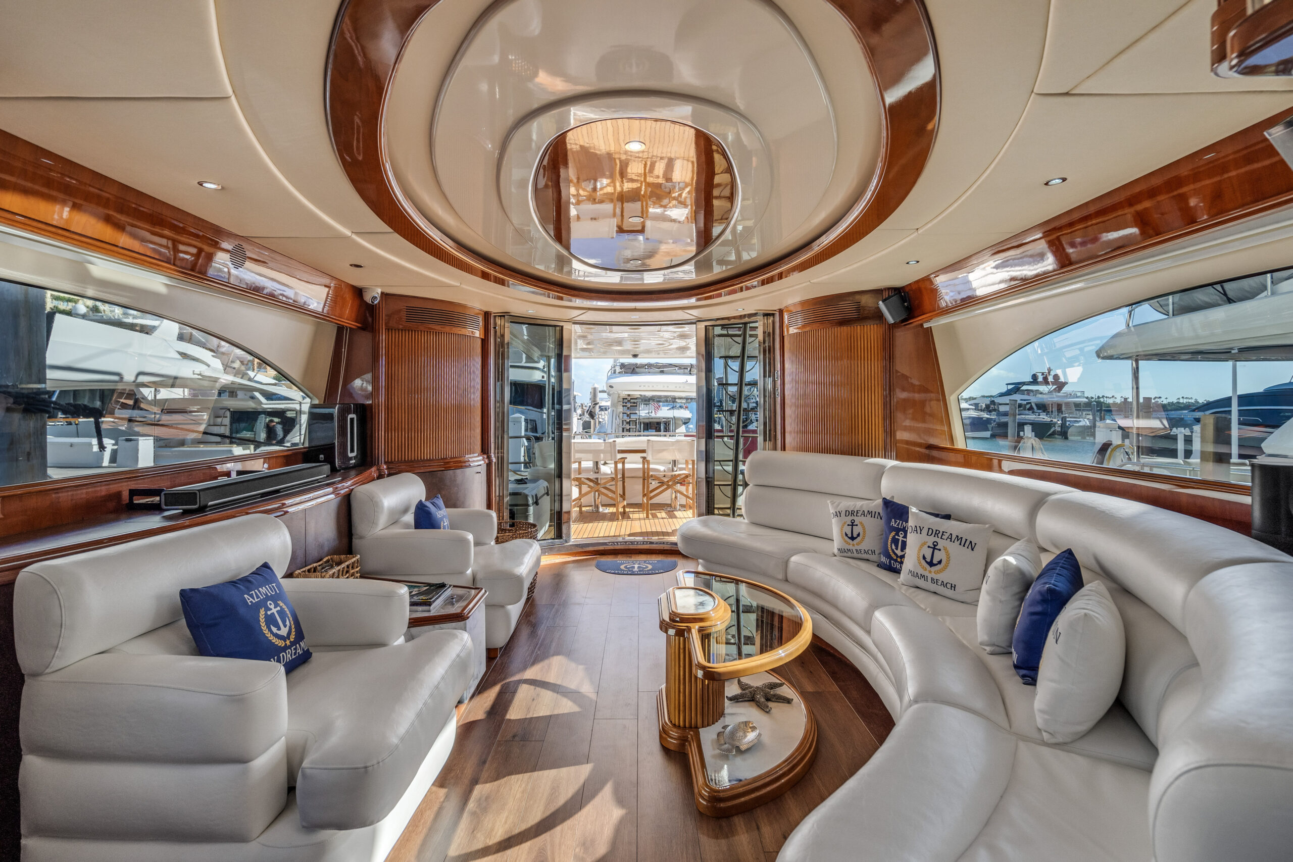 Azimut 90ft Yacht | Miami 43 %Miami Yacht Rentals%