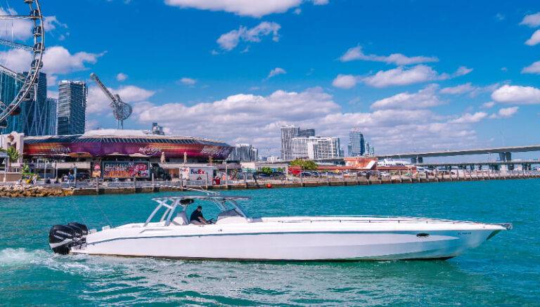 %Miami Yacht Rentals%