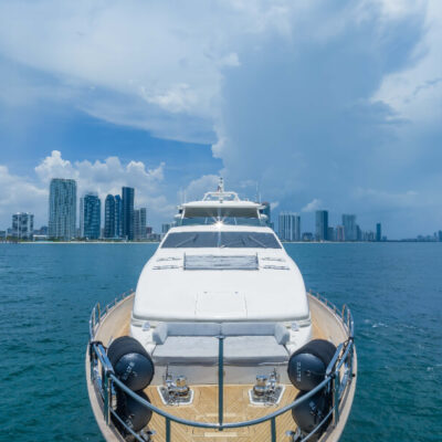 %MAlquiler de yates en Miami%