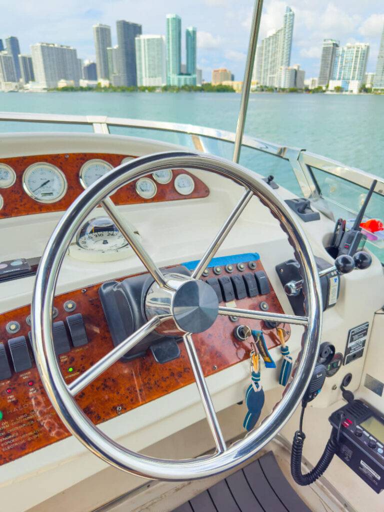 %MAlquiler de yates en Miami%