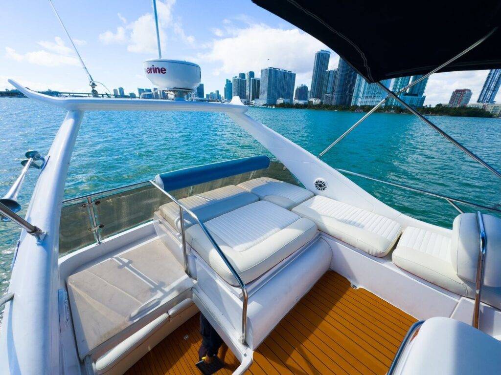 %MAlquiler de yates en Miami%