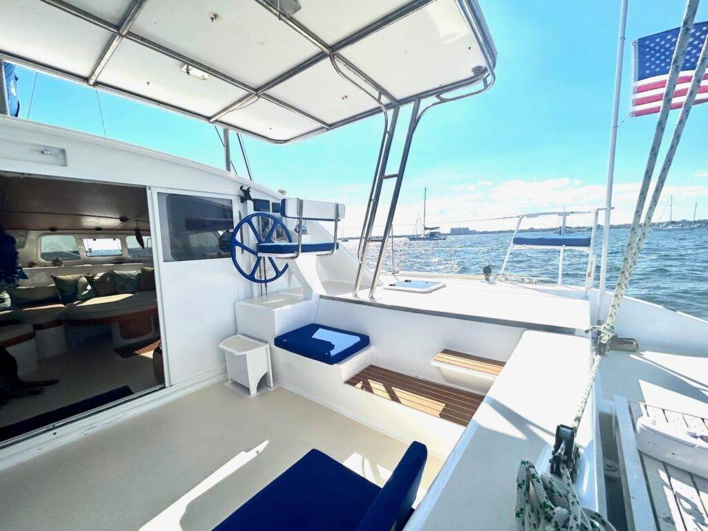 48ft Sailing Catamaran “Bubble” Miami | Luxury Charter with Crew 🌊 2 %MAlquiler de yates en Miami%