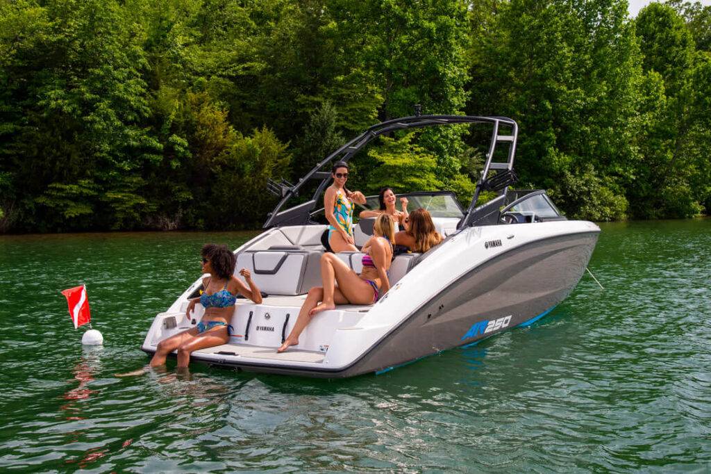 %Miami Yacht Rentals%