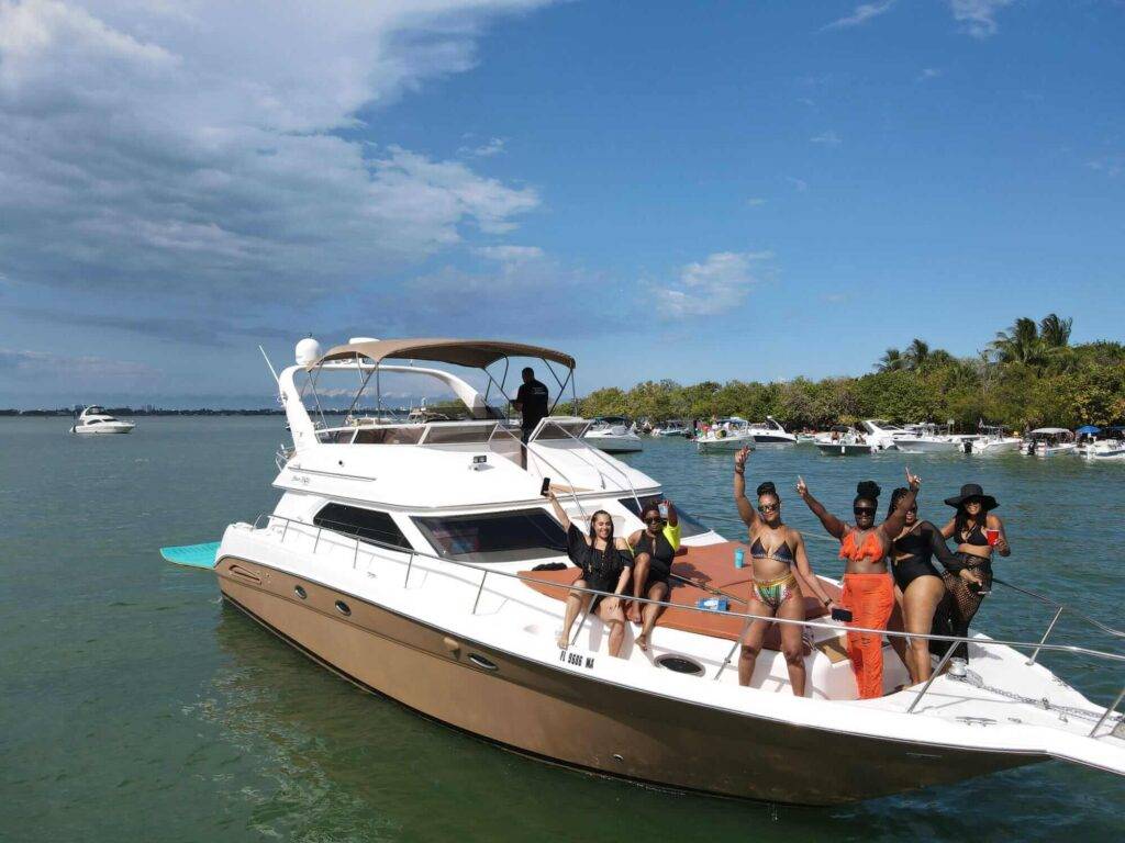 %Miami Yacht Rentals%