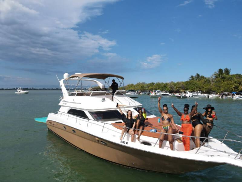 %Miami Yacht Rentals%