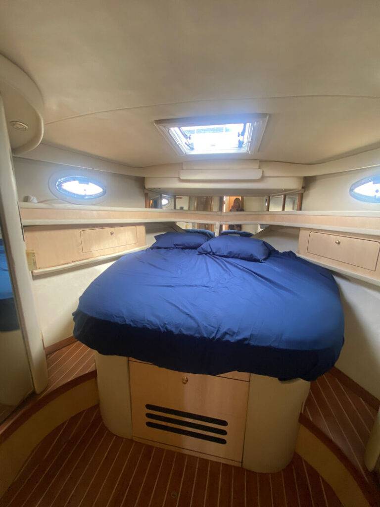 50ft SeaRay – Broker Yacht Miami 🚤 1 %Miami Yacht Rentals%