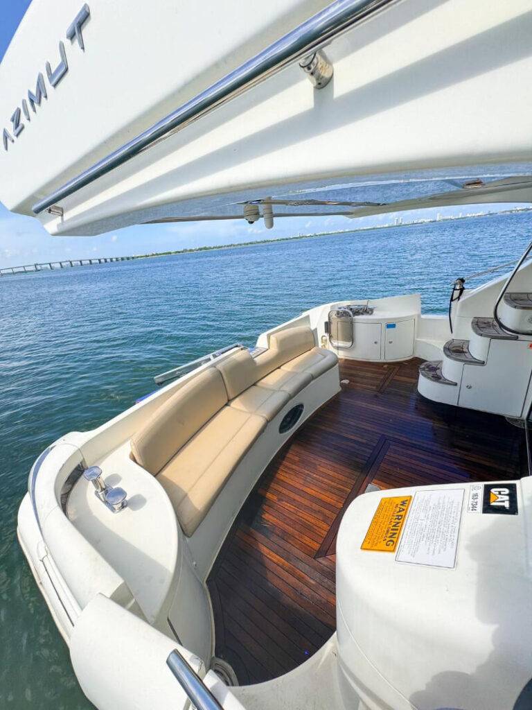 %MAlquiler de yates en Miami%