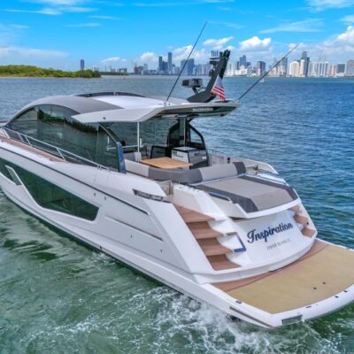 %MAlquiler de yates en Miami%