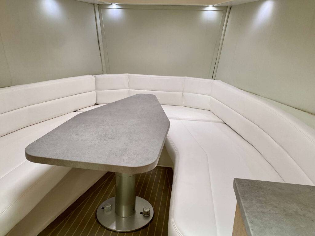 40ft VanDutch "Drakarys" Alquiler de Yates Miami 🔥 | Iconic Party Charter 6 %MAlquiler de yates en Miami%