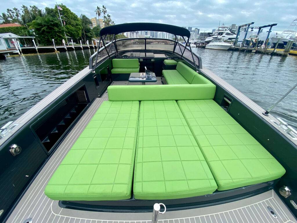 40ft VanDutch "Drakarys" Alquiler de Yates Miami 🔥 | Iconic Party Charter 7 %MAlquiler de yates en Miami%