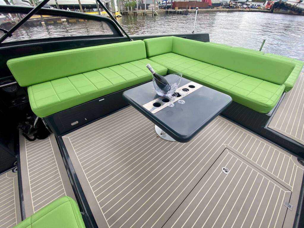 40ft VanDutch "Drakarys" Alquiler de Yates Miami 🔥 | Iconic Party Charter 8 %MAlquiler de yates en Miami%