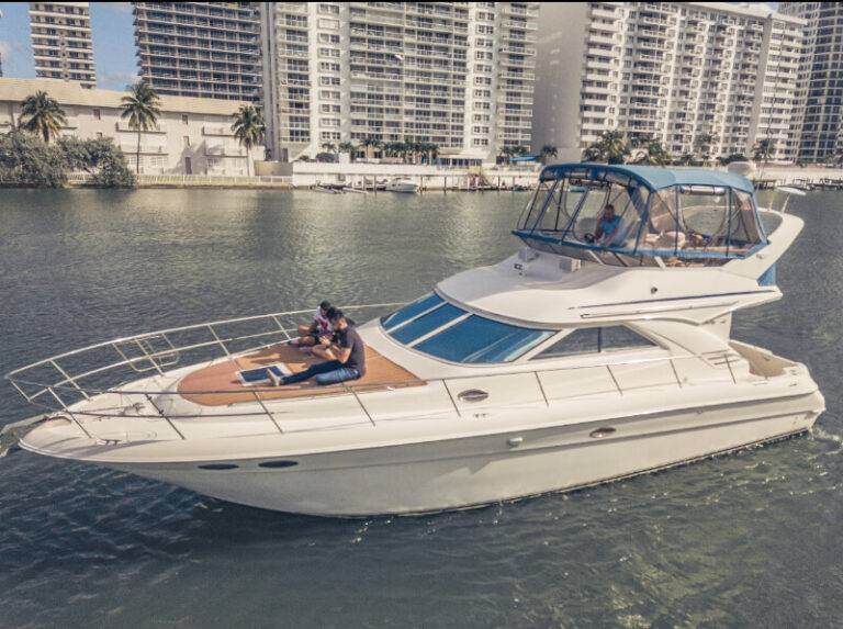 %Miami Yacht Rentals%