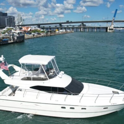 %Miami Yacht Rentals%