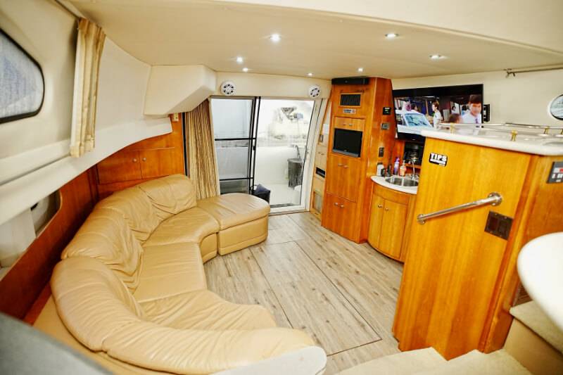 50ft Dominator Sport Sedan Yacht Rental Miami 🚤 | Luxury Charter 10 %Miami Yacht Rentals%