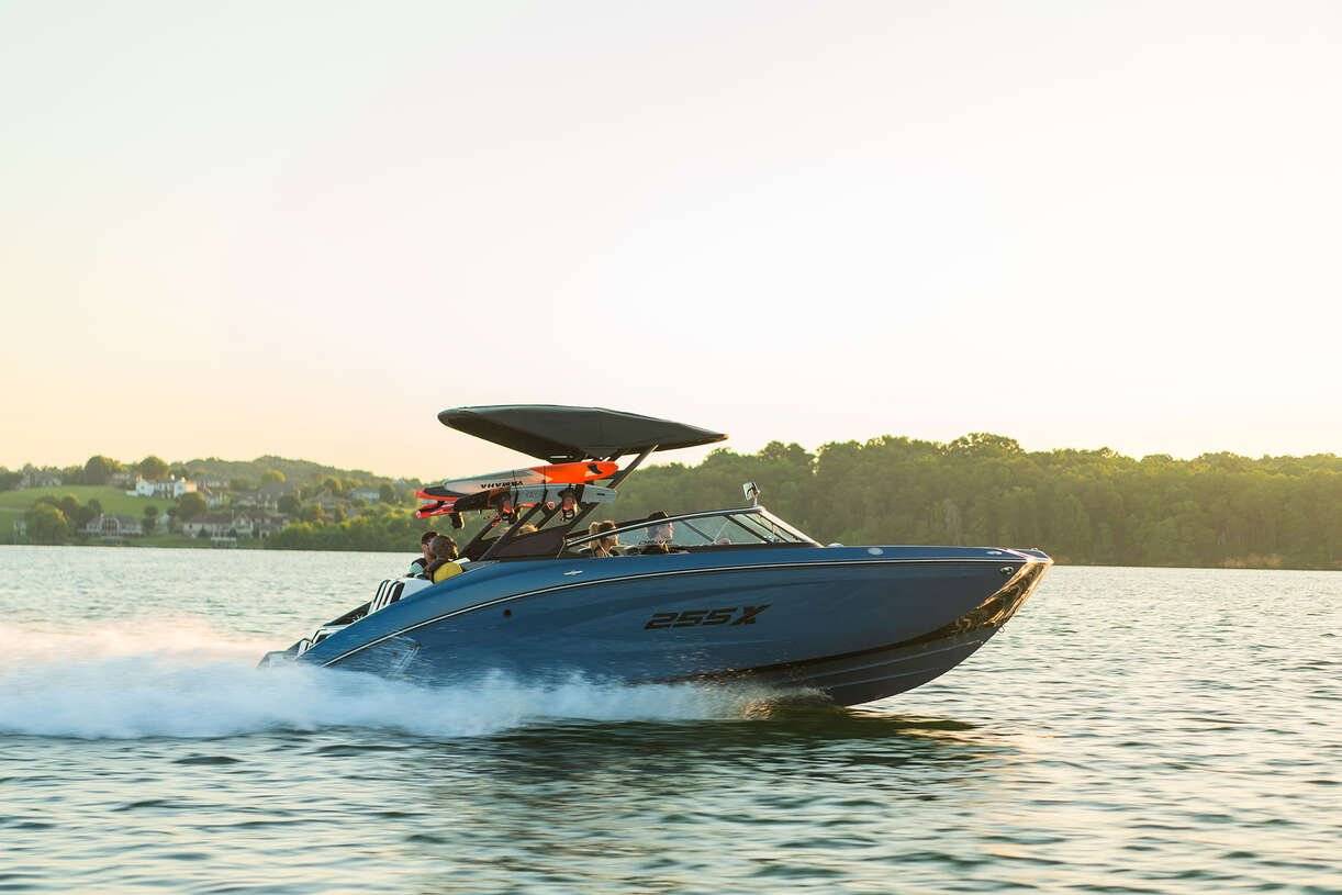 24ft Yamaha 255XD Easy | Miami Yacht 1 %Miami Yacht Rentals%