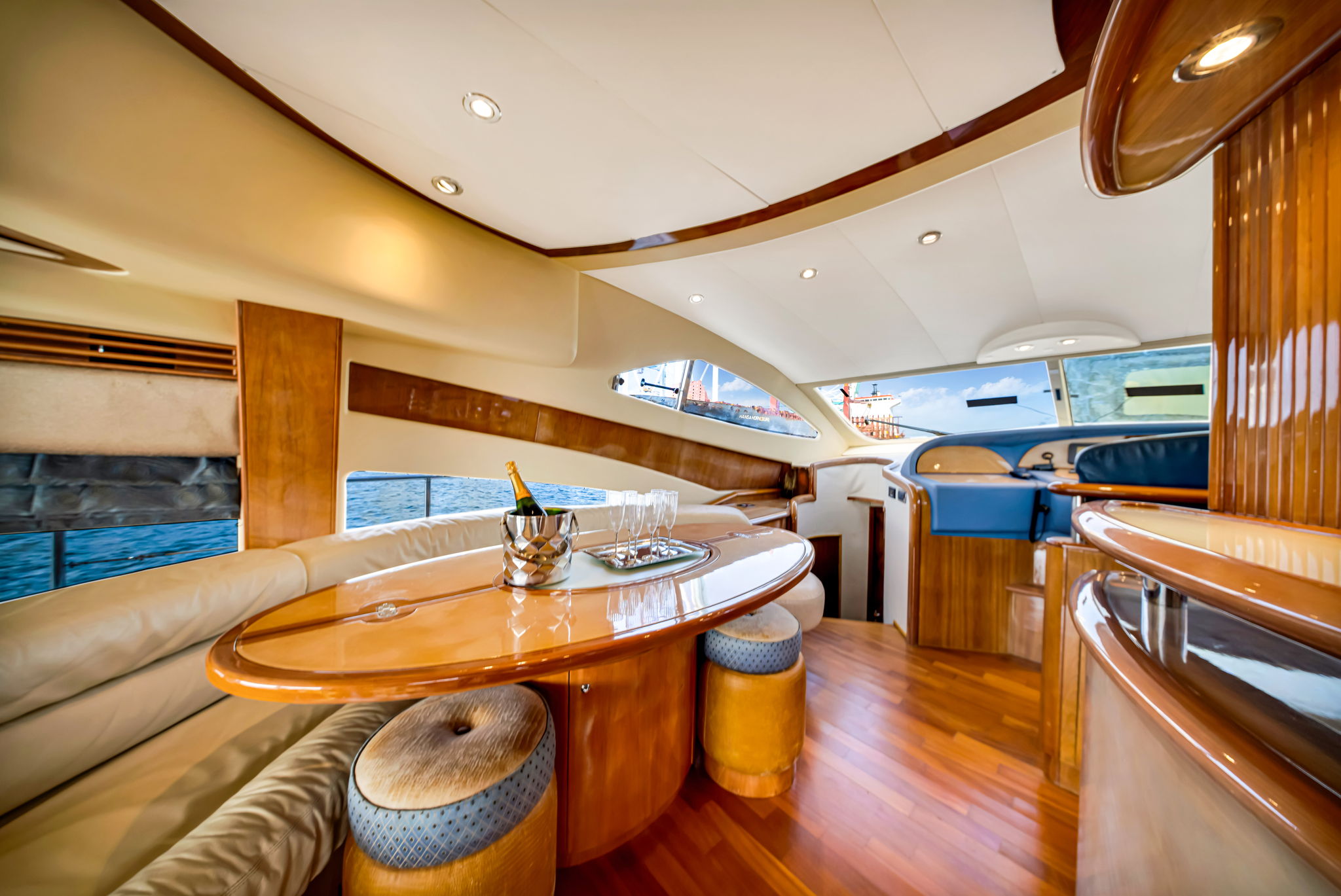 67FT AICON Green Hulk | Miami 13 %Miami Yacht Rentals%