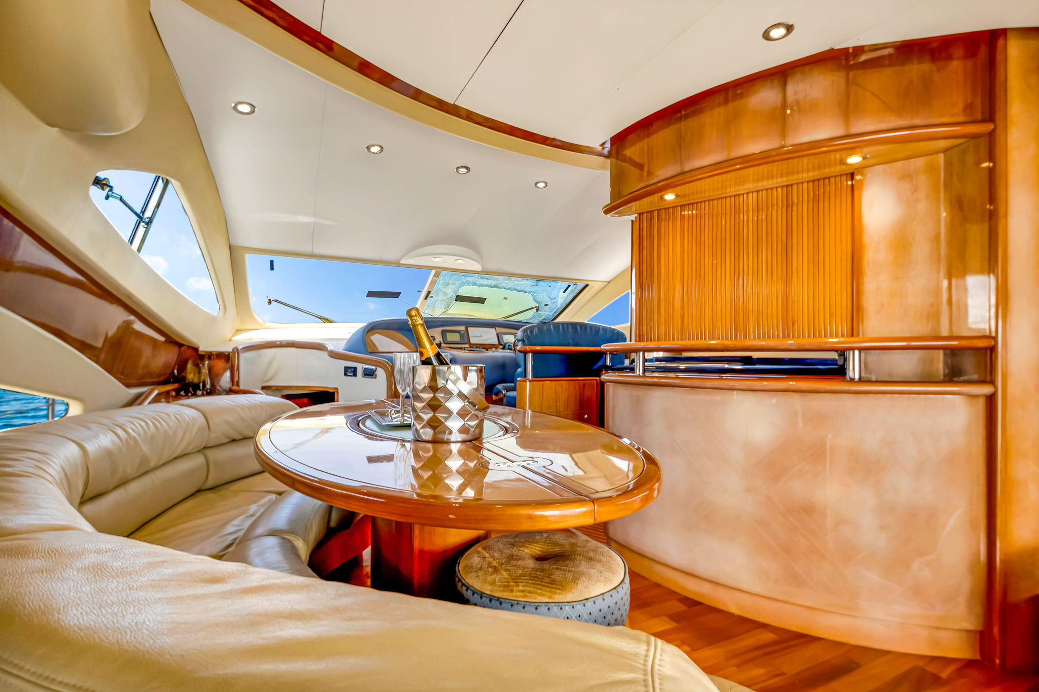67FT AICON Green Hulk | Miami 12 %Miami Yacht Rentals%
