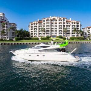 67ft Aicon “Green Hulk” Alquiler de Yates Miami ✨ | Bold Party Charter desde $1,250