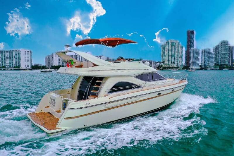 %Miami Yacht Rentals%