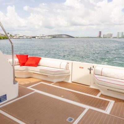 %MAlquiler de yates en Miami%