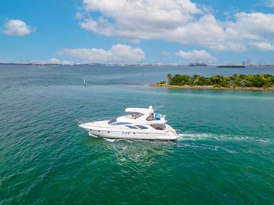 %MAlquiler de yates en Miami%