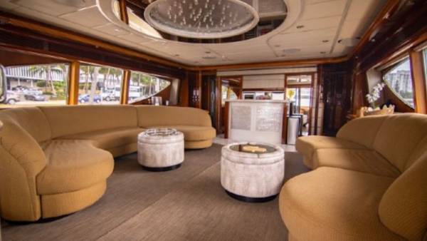 100ft Ferretti "Paladin" - Alquiler de Yates de Lujo | Miami Beach 2 %MAlquiler de yates en Miami%