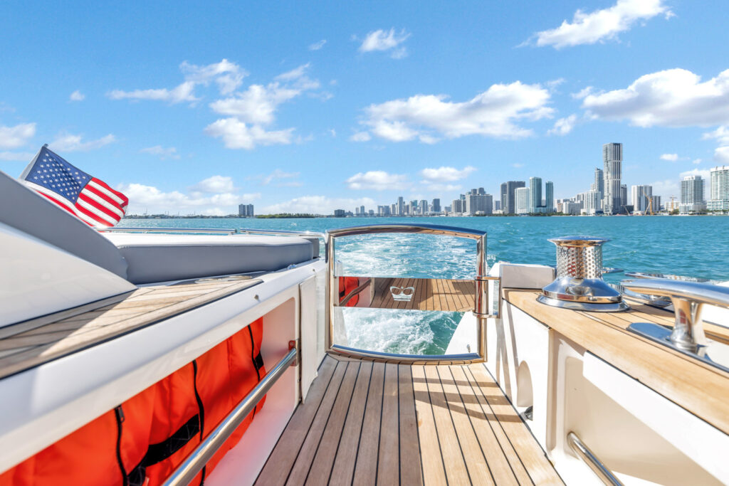 %Miami Yacht Rentals%