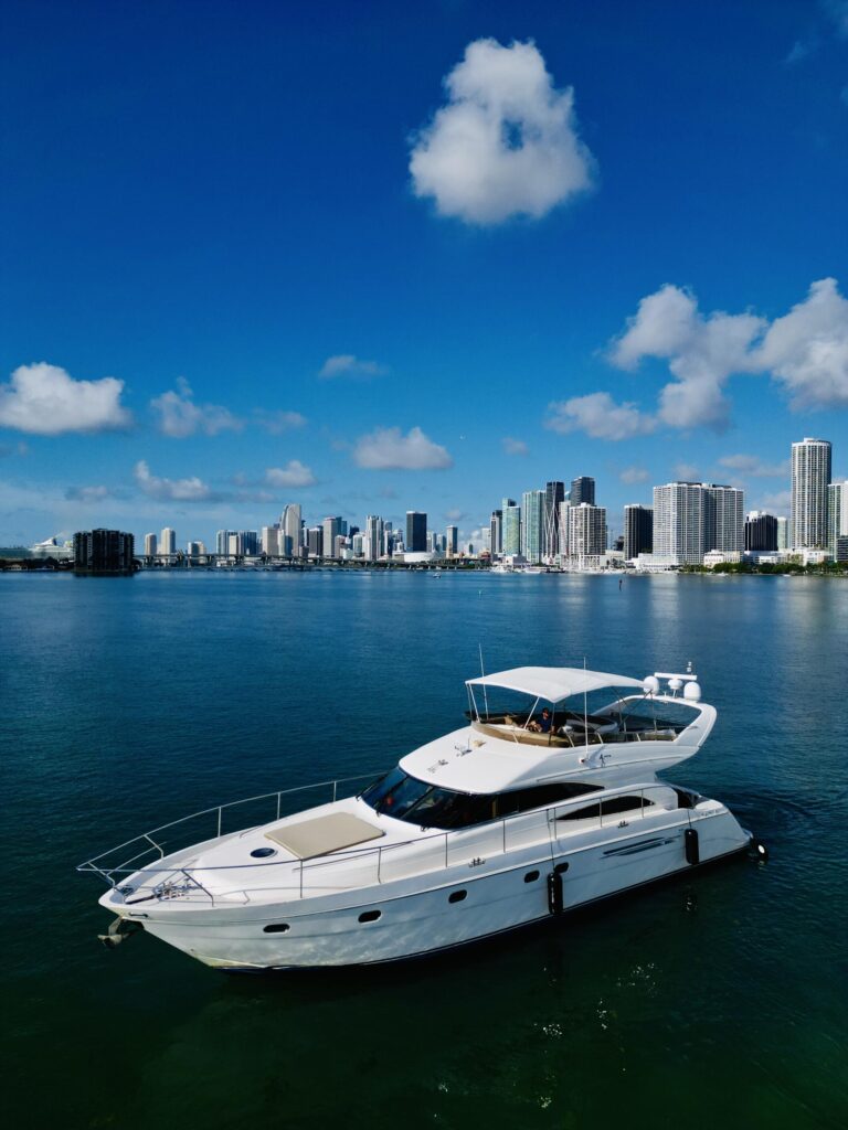 %MAlquiler de yates en Miami%