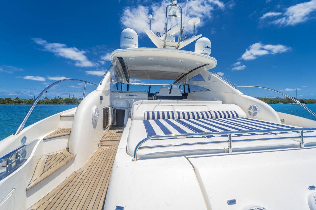 62ft Princess Luxury Yacht Charter | Bayside Miami ✨ 9 %MAlquiler de yates en Miami%