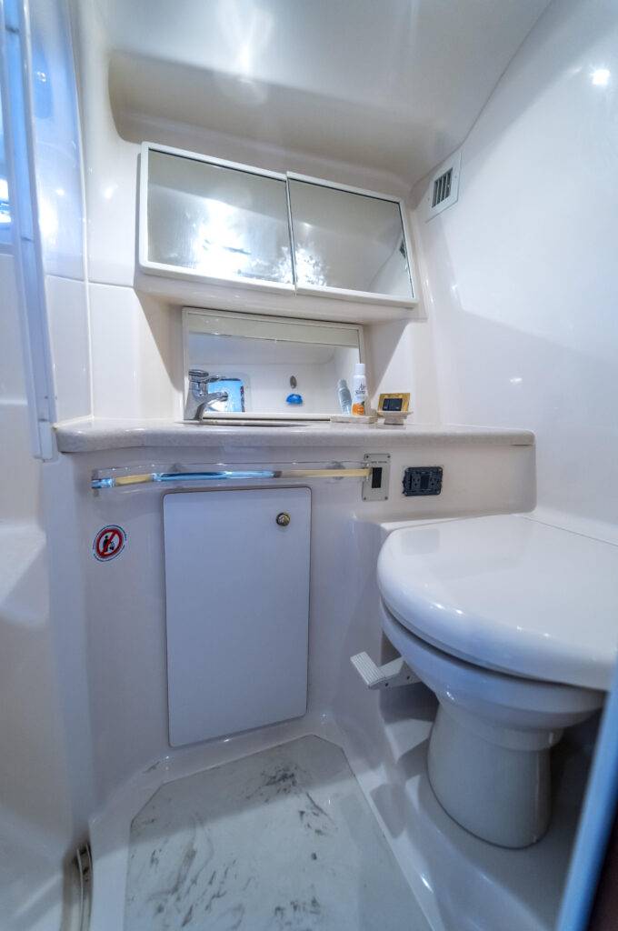 60ft SeaRay Alquiler de Yates de Lujo | Miami River 🛥️ 12 %MAlquiler de yates en Miami%